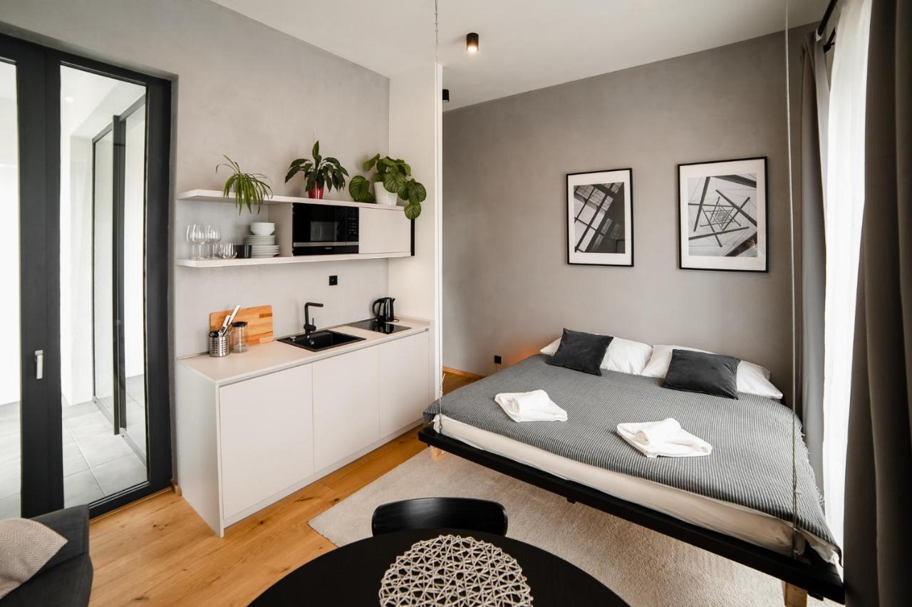 Piano Apartments - Licity Жиліна Екстер'єр фото