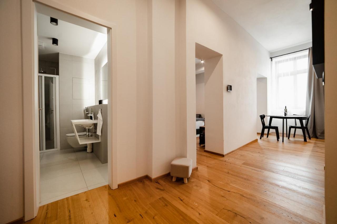 Piano Apartments - Licity Жиліна Екстер'єр фото